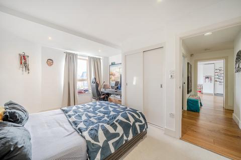undefined, Worple Road, Wimbledon, London, SW19