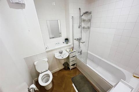 2 bedroom apartment to rent, Bishopsgate House, Coventry, CV1
