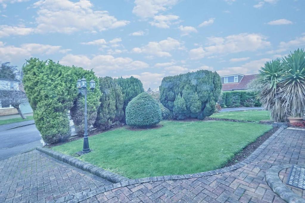 Front garden.png