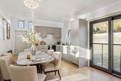 undefined, Chelsea Embankment, London, SW3