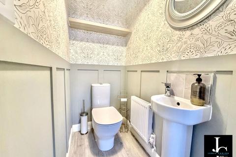 3 bedroom semi-detached house for sale, Wooding Drive, Telford TF3