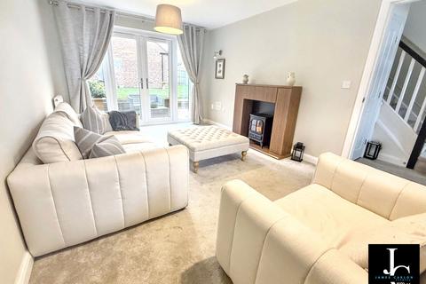 3 bedroom semi-detached house for sale, Wooding Drive, Telford TF3
