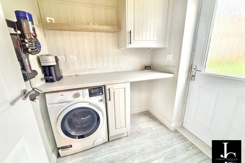 3 bedroom semi-detached house for sale, Wooding Drive, Telford TF3
