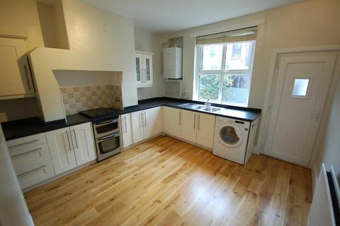2 bedroom house to rent, Dundonald Road, Didsbury, Manchester
