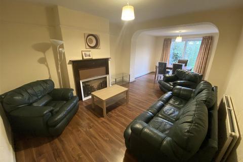 3 bedroom semi-detached house to rent, Heathside Road, Withington, Manchester