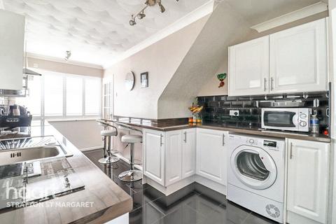 3 bedroom semi-detached house for sale, Haven Close, Swindon