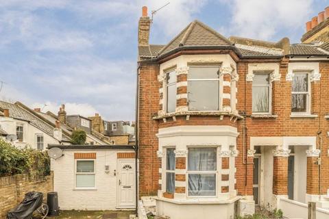 Vanderbilt Road, London SW18