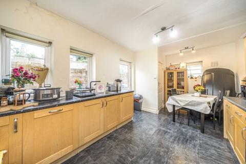 undefined, Vanderbilt Road, London SW18