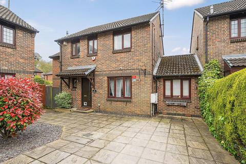 3 bedroom link detached house for sale, Caddis Close, Stanmore HA7