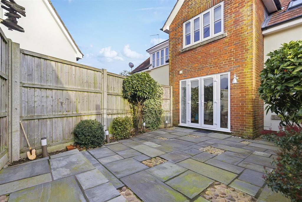 8 Old School Drive 18.jpg
