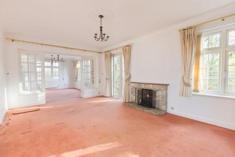 undefined, Green Lane, Crawley RH10