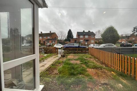 3 bedroom semi-detached house to rent, Hollywood, Birmingham B47