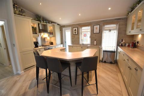 undefined, Kingsmans Farm Road, Hullbridge