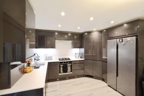 4 bedroom semi-detached house for sale, Mendip Way, Stevenage