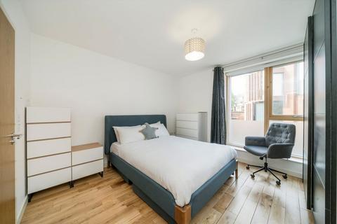 2 bedroom flat for sale, Corsica Street, London N5