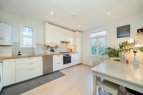 3 bedroom flat for sale, Palermo Road, London NW10