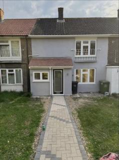3 bedroom end of terrace house to rent, Scarletts, Basildon, Essex, SS14