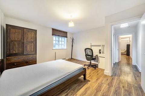 undefined, Lion Court, Shand Street, SE1
