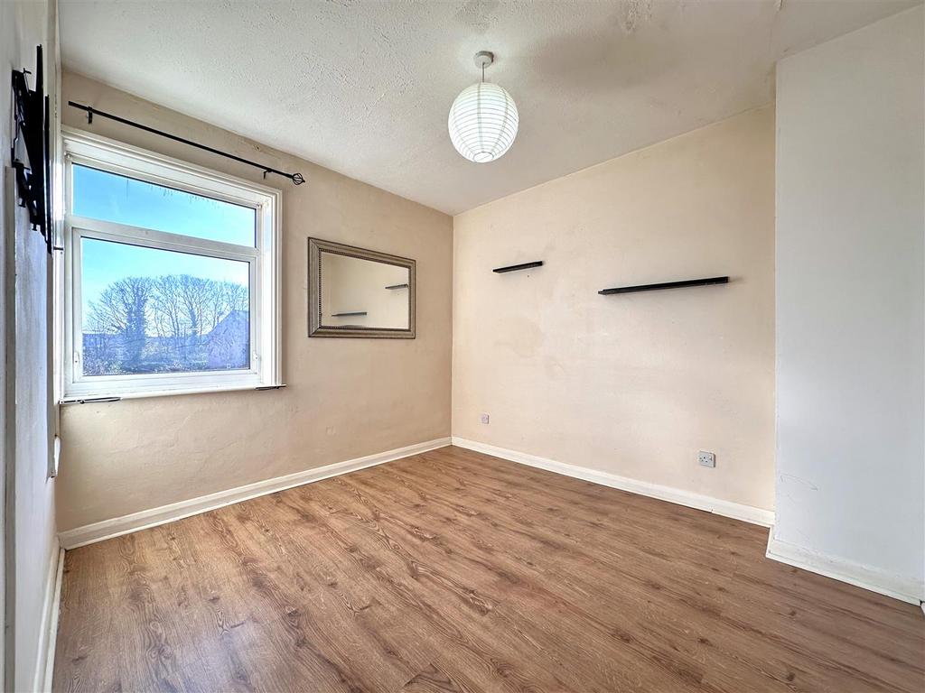 Master Bedroom 101