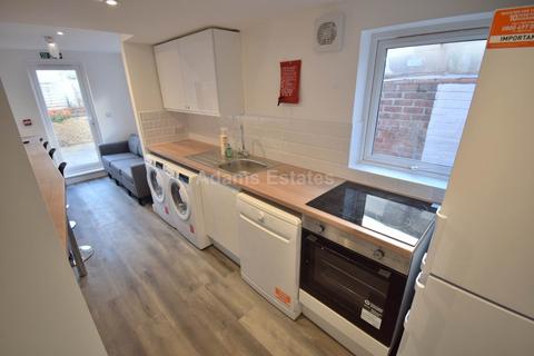 undefined, Connaught Road, Reading