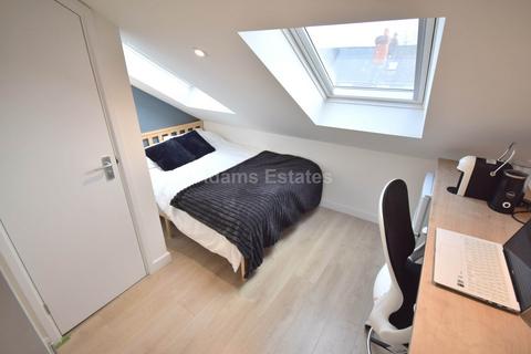 1 bedroom in a house share to rent, Connaught Road, Reading