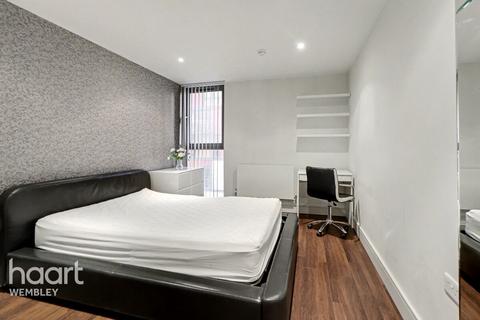 undefined, Wembley High Road