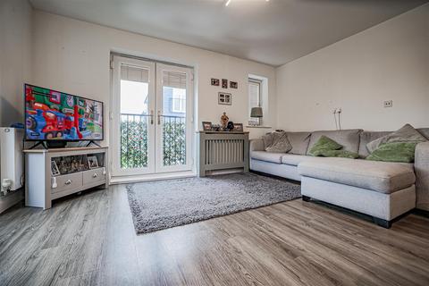 2 bedroom apartment to rent, Zoffany Place, Hemel Hempstead, HP2