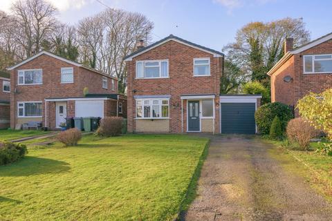 3 bedroom detached house for sale, Manor Road, Grantham NG32