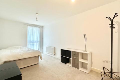 2 bedroom apartment to rent, Oceanis Apartments, Seagull Lane, London E16