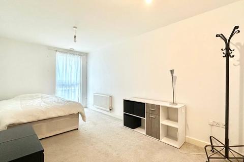 2 bedroom apartment to rent, Seagull Lane, London E16