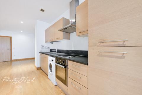 undefined, Roach Road, London, E3