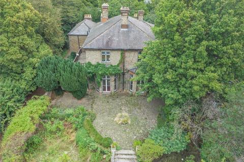 undefined, Roehampton Vale, London, SW15