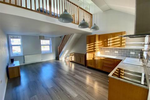 3 bedroom terraced house for sale, Kingshill Road, Swindon SN1