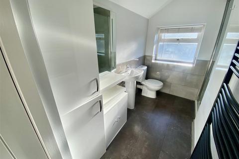 3 bedroom terraced house for sale, Kingshill Road, Swindon SN1