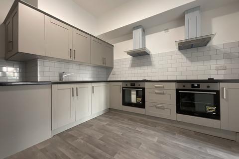 8 bedroom house of multiple occupation to rent, Kings Road, Doncaster DN1