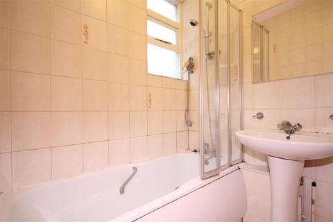 undefined, Newton Avenue, Acton, W3 8AH