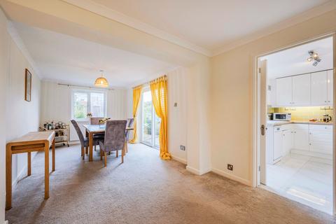 3 bedroom semi-detached house for sale, Bowyer Crescent, Wokingham, RG40