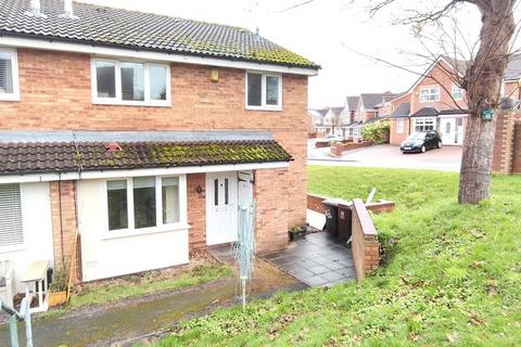2 bedroom townhouse to rent, Hunshelf Road, Chapeltown