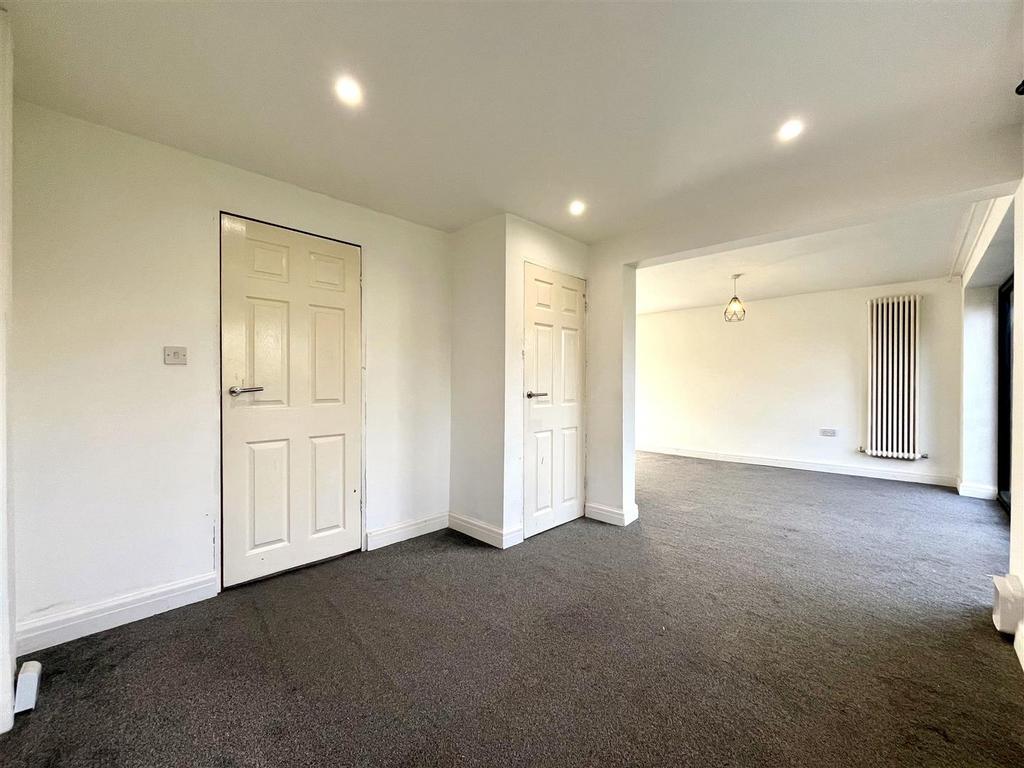 Dining Area Aspect 3