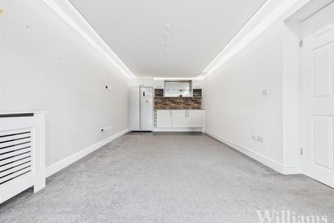 undefined, Brimstone Lane, Aylesbury HP19