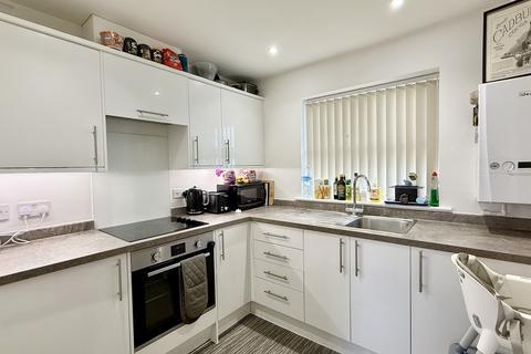 6 bedroom detached bungalow for sale, Haynes Road, Westbury