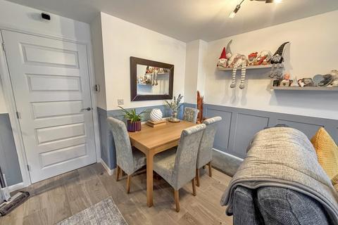 2 bedroom semi-detached house for sale, Uffington Place, Westbury