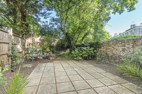 3 bedroom flat to rent, Upper Park Road, Belsize Park, NW3