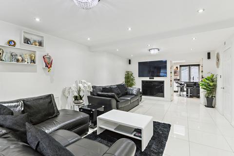 3 bedroom terraced house for sale, Howlands, Welwyn Garden City