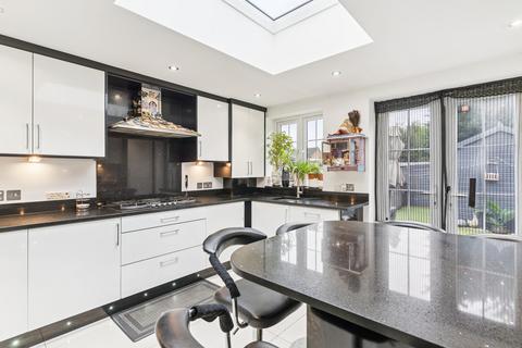 3 bedroom terraced house for sale, Howlands, Welwyn Garden City