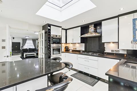 3 bedroom terraced house for sale, Howlands, Welwyn Garden City