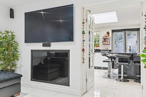 3 bedroom terraced house for sale, Howlands, Welwyn Garden City