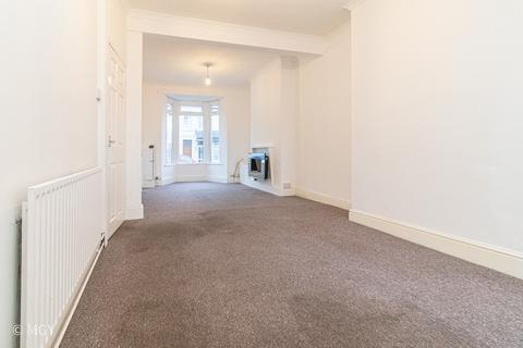2 bedroom terraced house to rent, Coigne Terrace, Barry CF63
