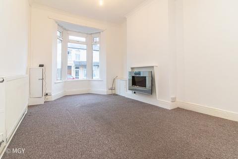 2 bedroom terraced house to rent, Coigne Terrace, Barry CF63