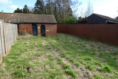 undefined, Manor Farm Cottage, Aslackby Road, Kirkby Under Wood